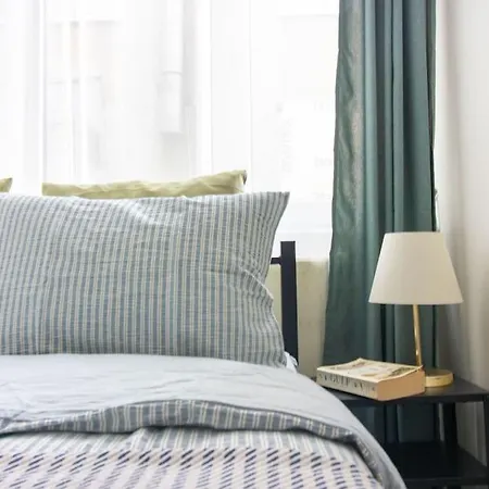 Pretty Corner Flat With Abundant Light In Kadikoy * Istanbulská provincie